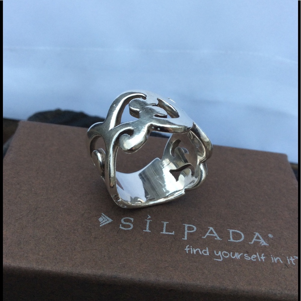 Silpada Ring - Picture 2 of 6